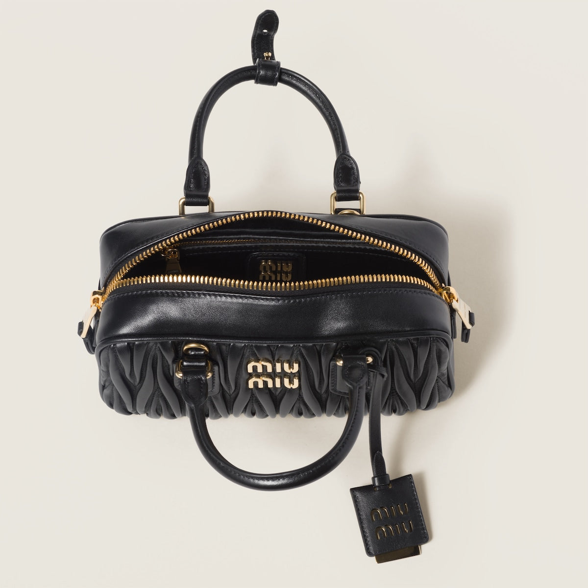 Borsa Arcadie regulare in nappa matelassé nera