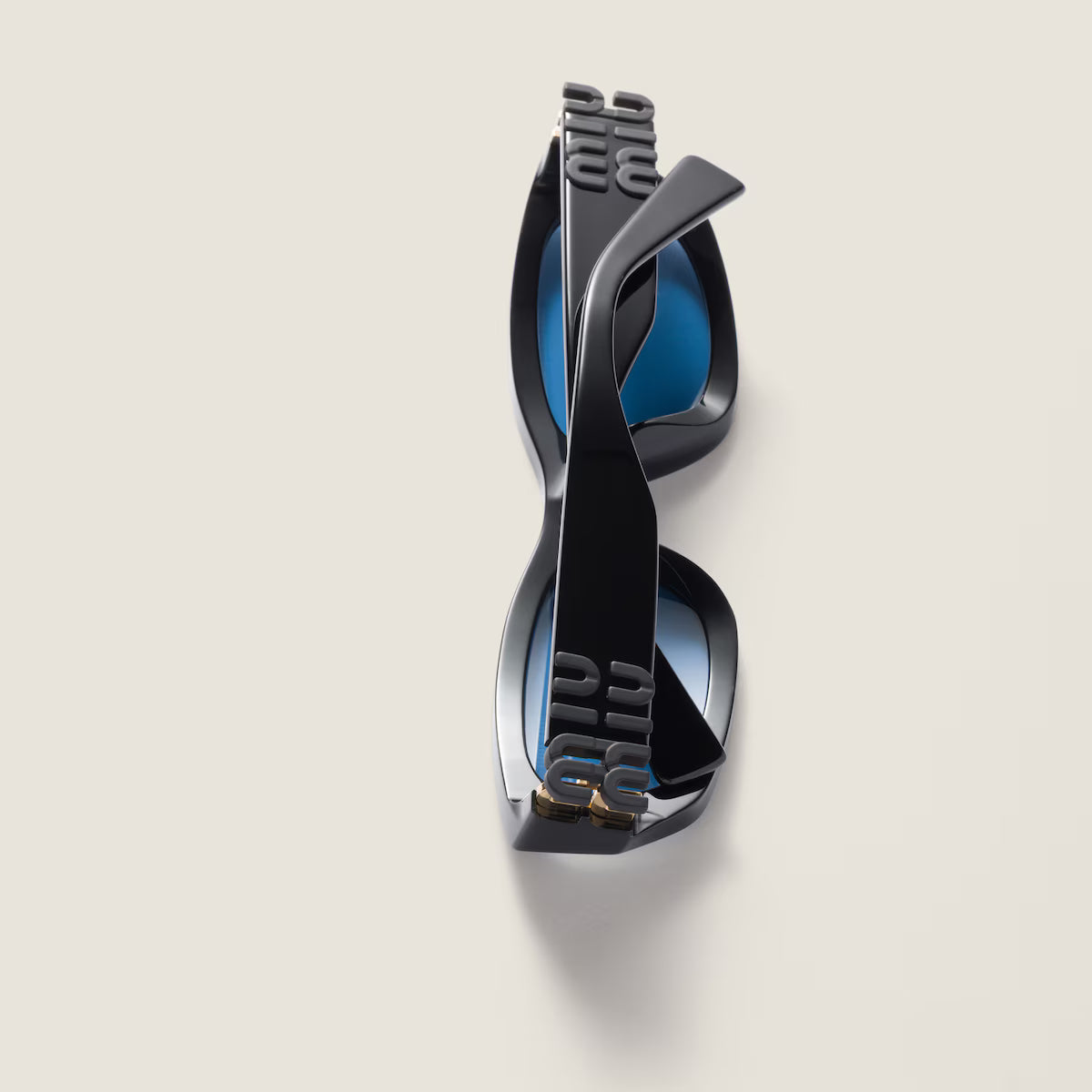 Occhiali da sole Miu Glimpse con forme basse Lenti pervinca