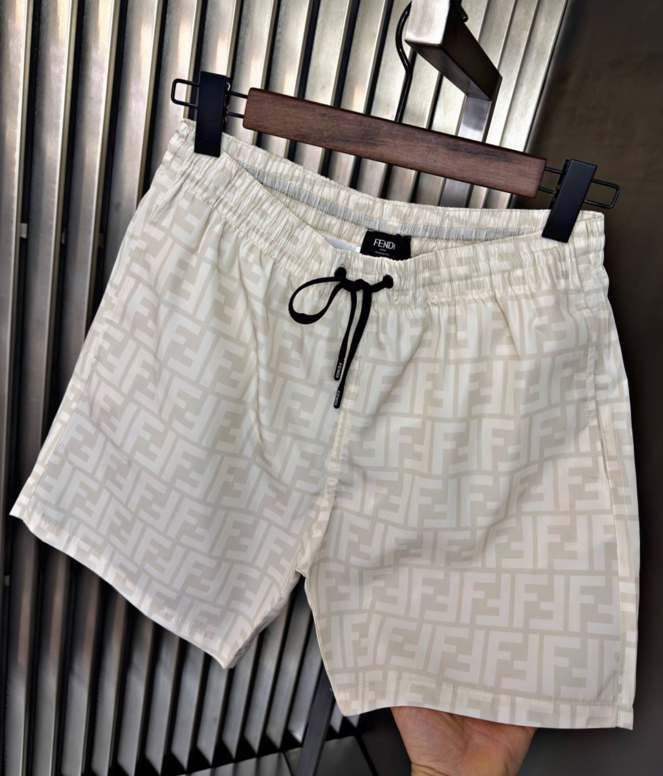 Costume Fendi 001