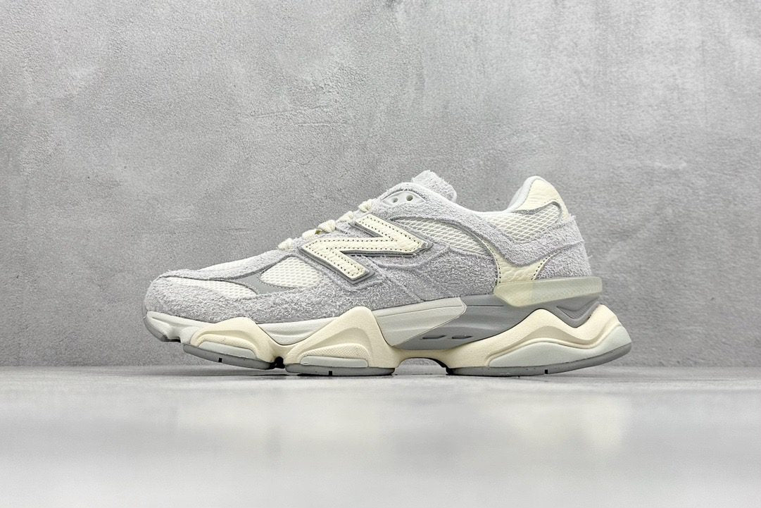 New Balance 9060 Quartz Grey