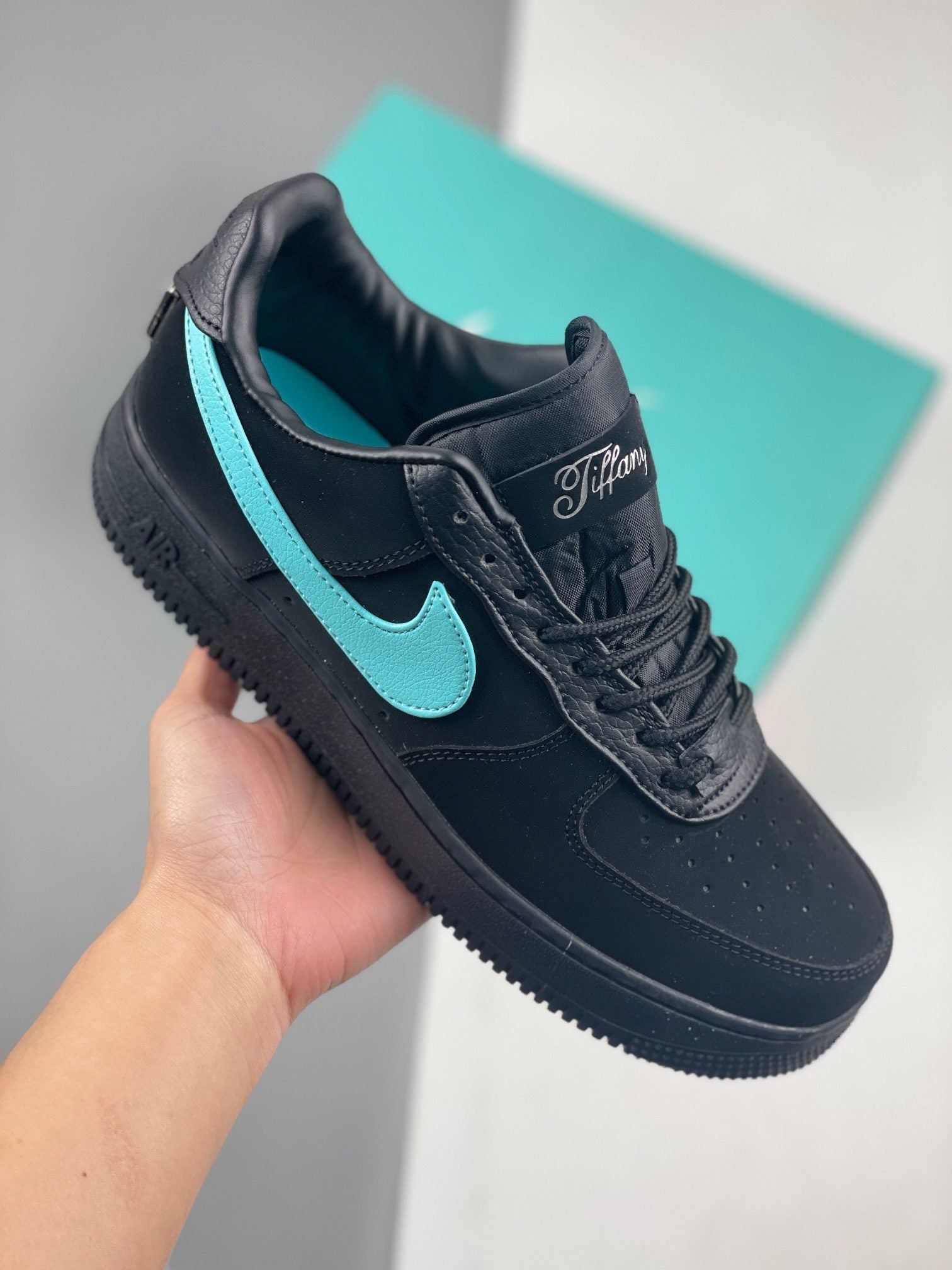 AIR FORCE 1 LOW X TIFFANY & CO