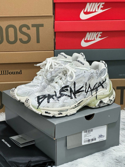 Balenciaga Runner Graffiti Bianca