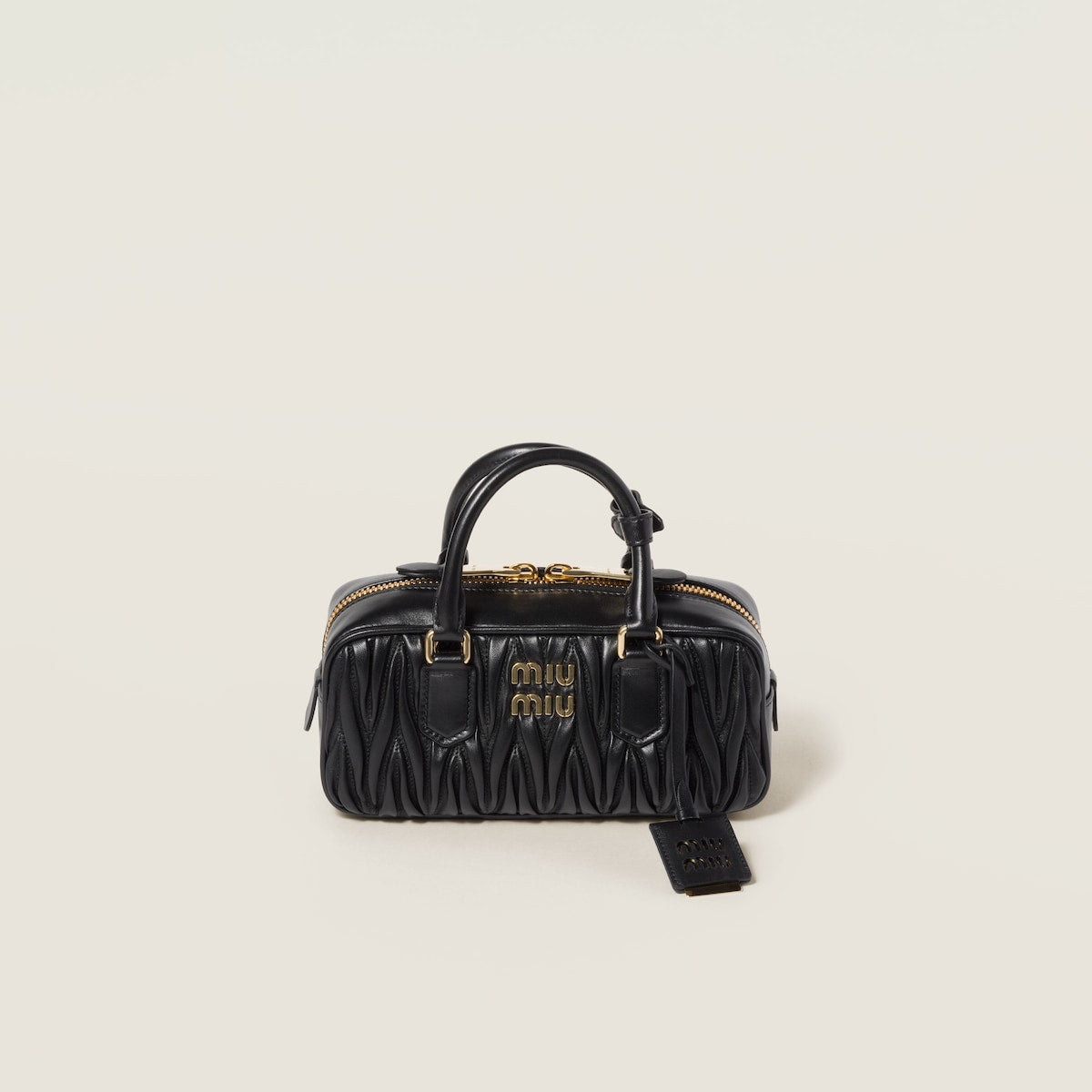 Borsa Arcadie regulare in nappa matelassé nera