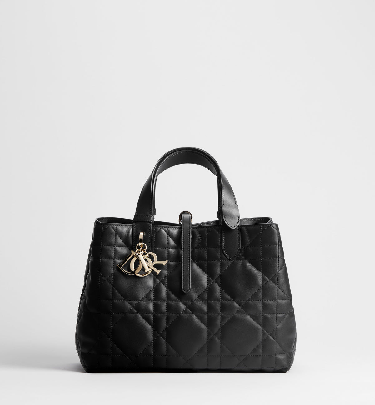Borsa Media Toujours Nera