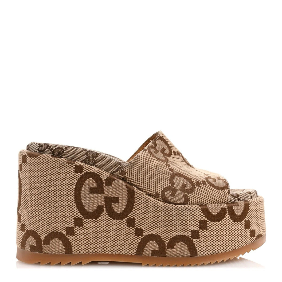 Sandali con zeppa e plateau Monogram GG Jumbo color cammello e ebano