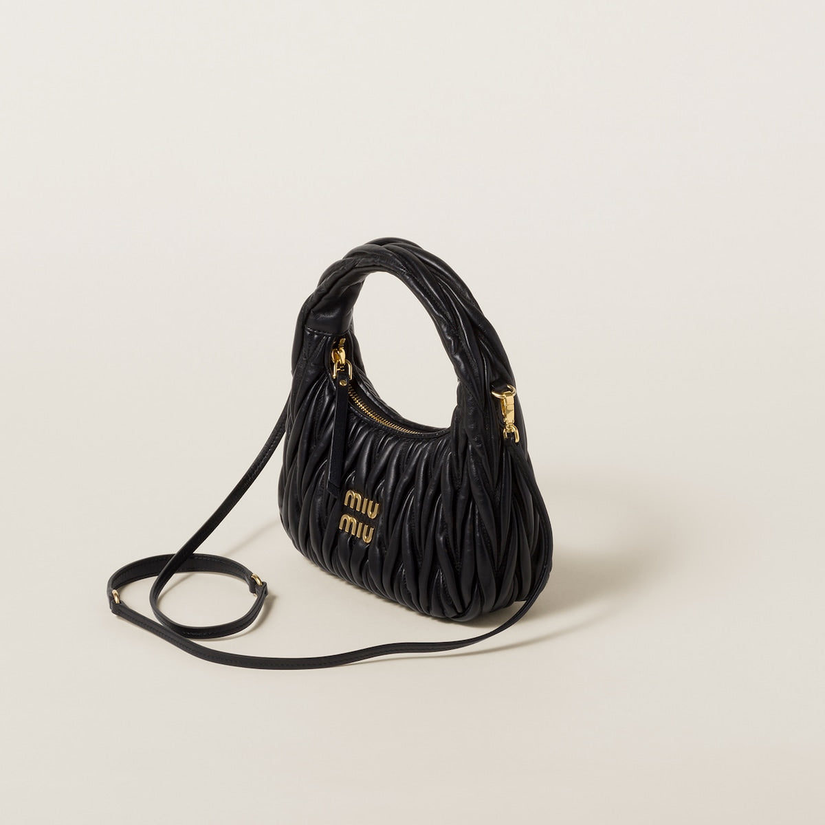 Borsa piccola hobo Wander in nappa matelassé nera