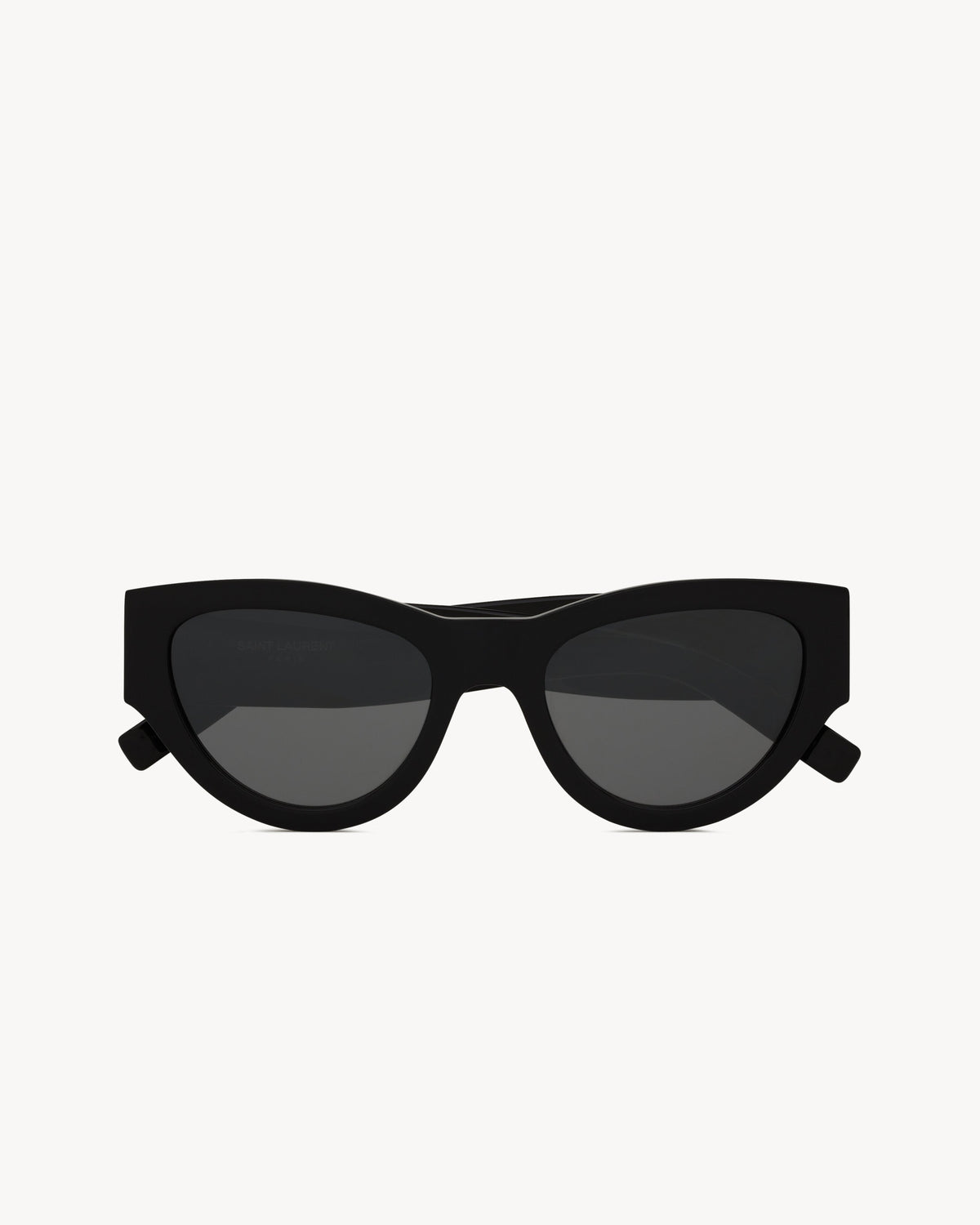 Occhiali da sole con montatura spessa in acetato nero donna