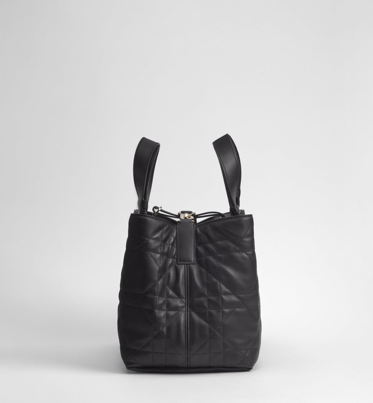 Borsa Media Toujours Nera