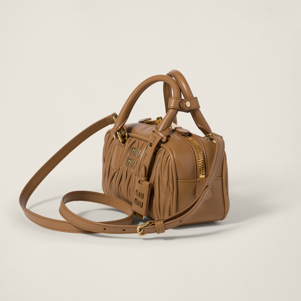 Borsa regulare Arcadie in nappa matelassé caramello