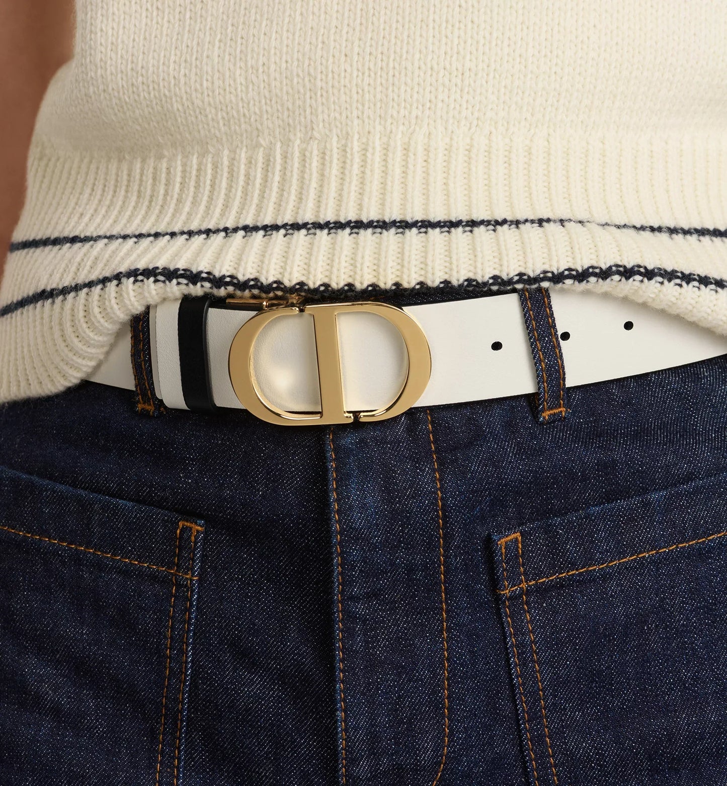 Cintura reversibile 30 Montaigne in pelle di vitello liscia nera e color latte 35 mm donna
