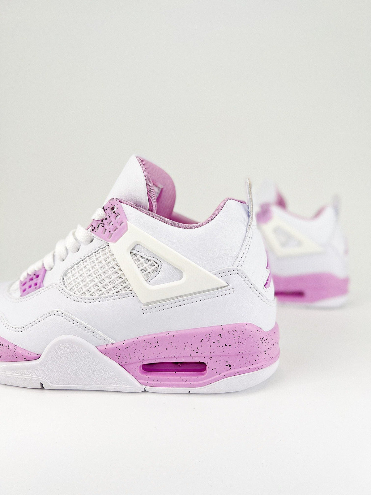 Air Jordan 4 Oreo Rosa