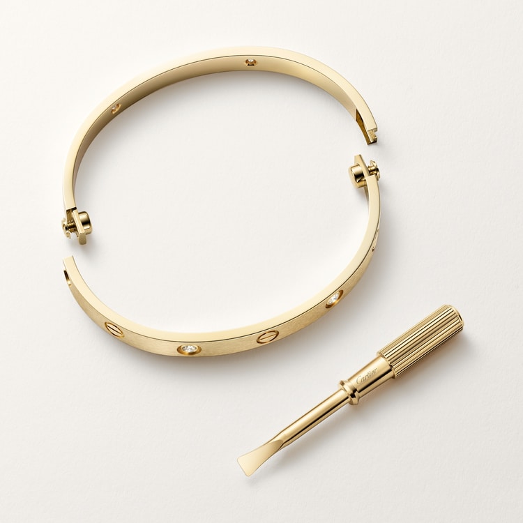 Bracciale LOVE modello classico 4 diamanti in color oro