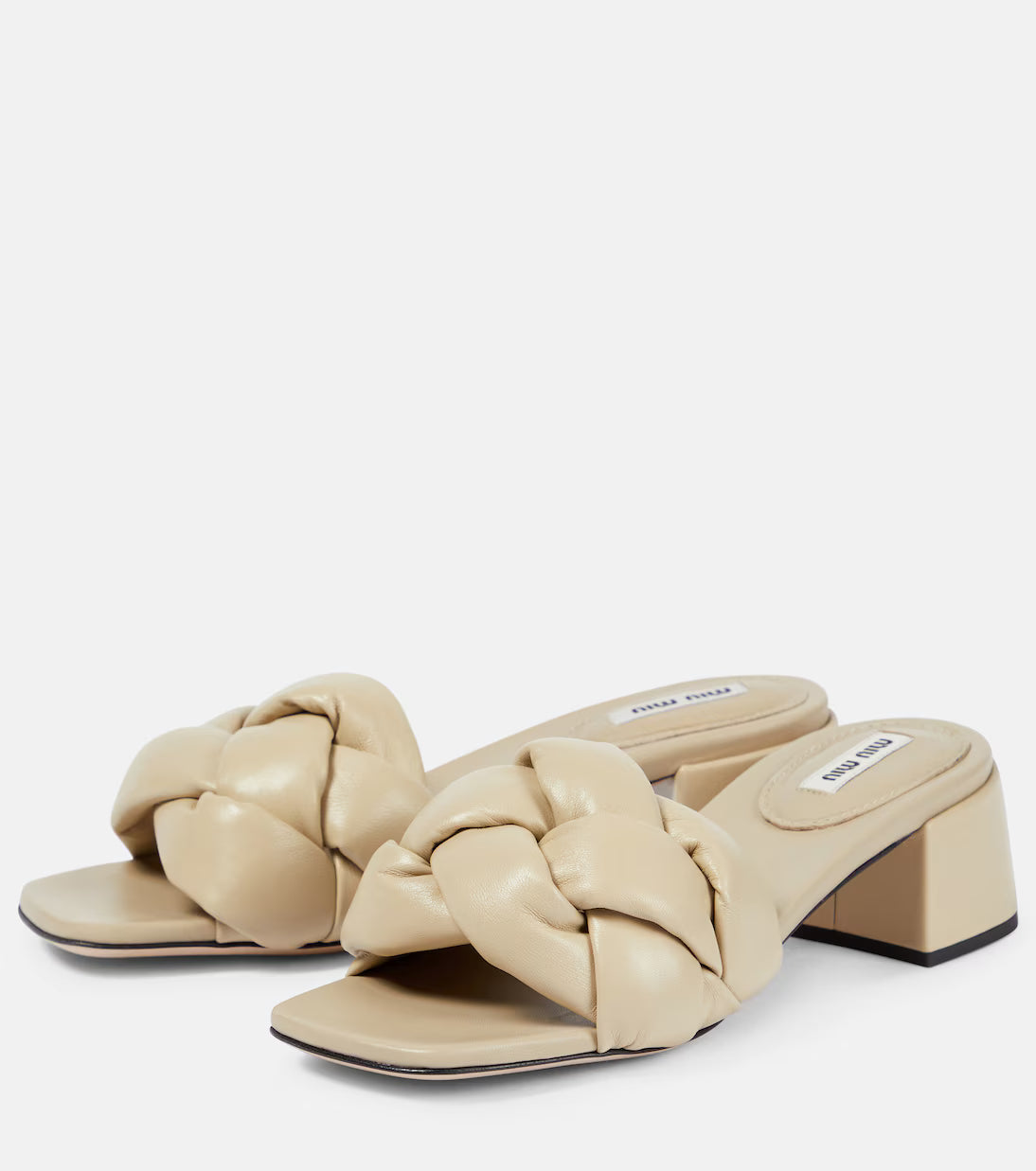Sandali imbottiti in pelle intrecciata beige
