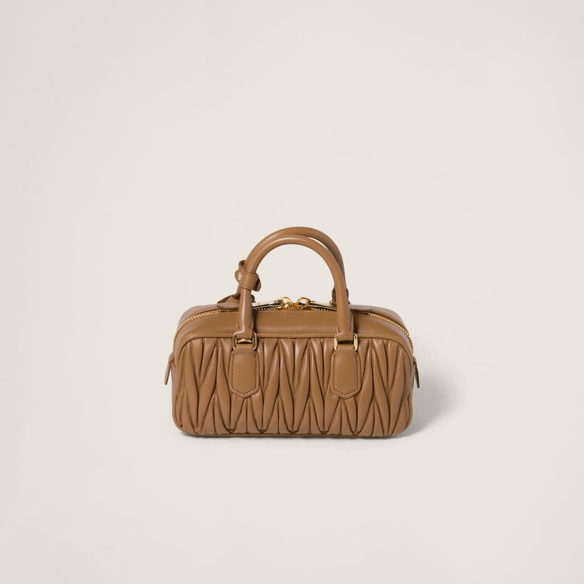 Borsa regulare Arcadie in nappa matelassé caramello