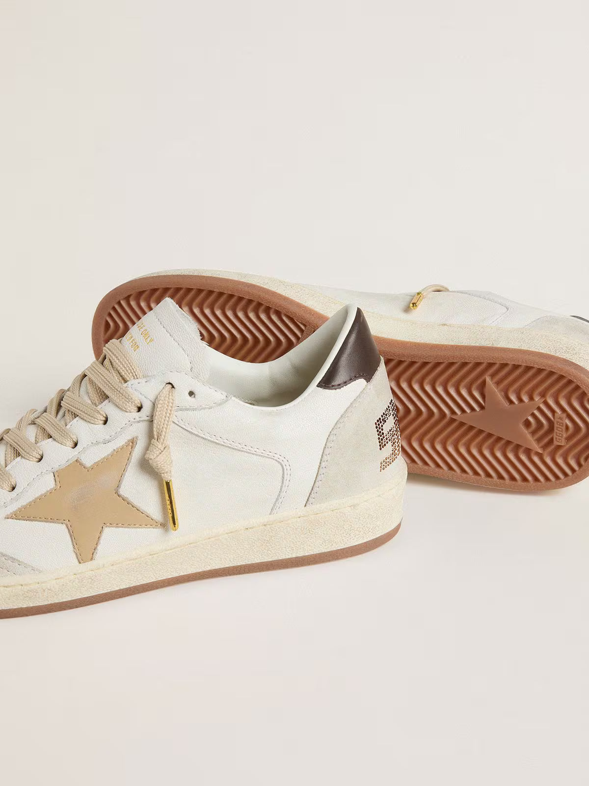 LTD con Stella beige e talloncino nero