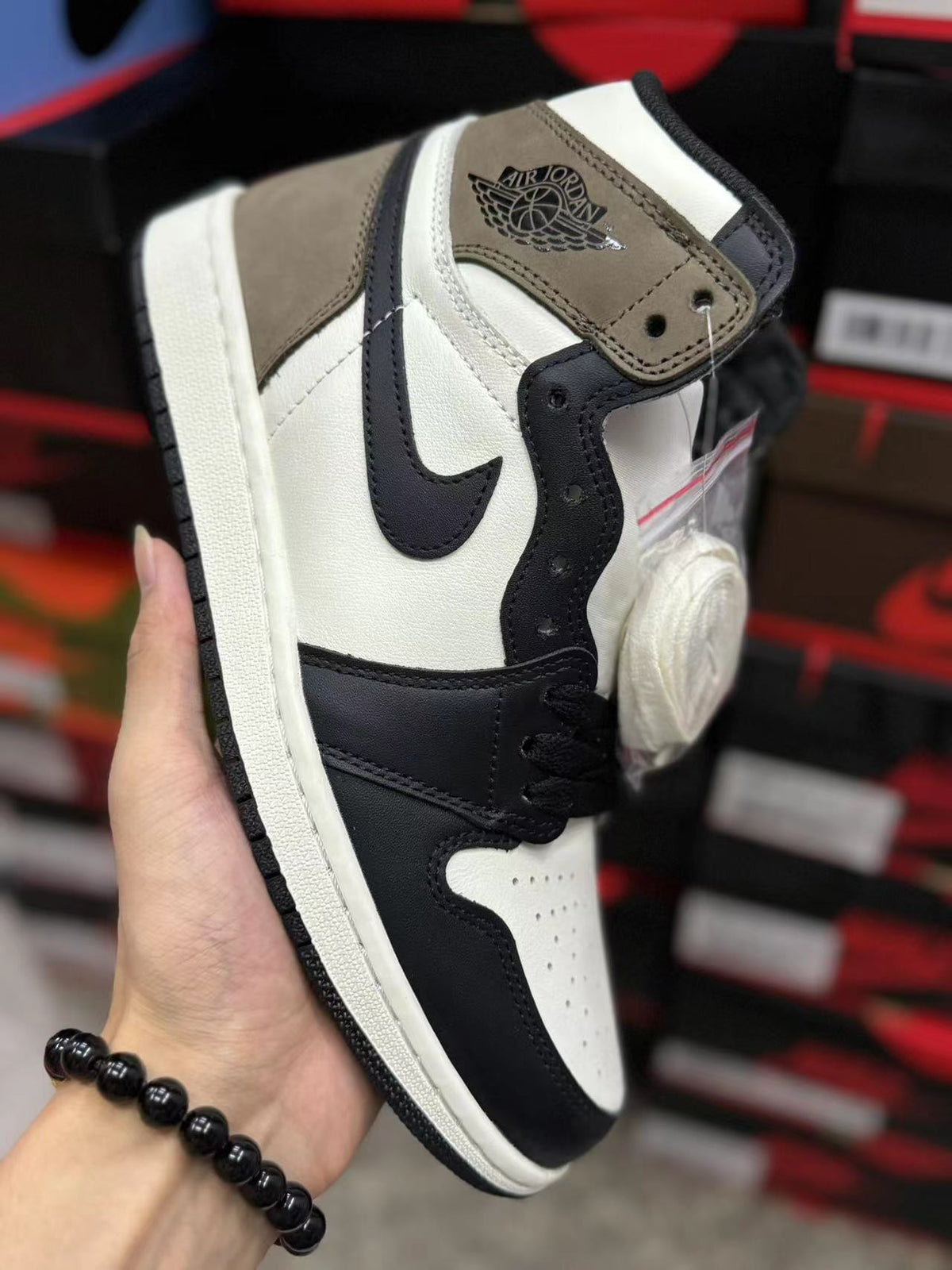 Travis Scott “DARK” Mocha