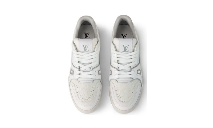 Trainer white grey