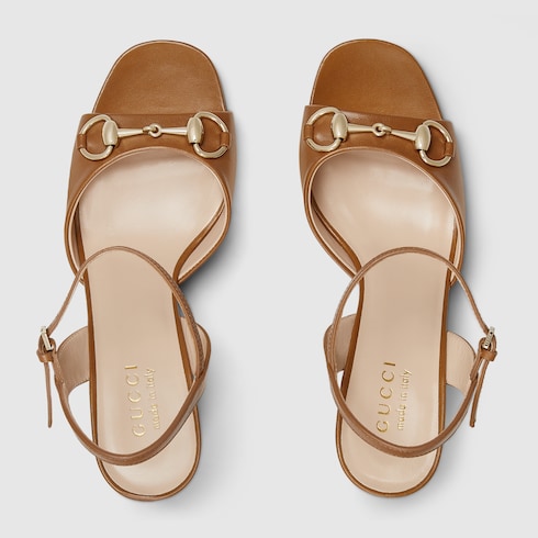 Sandalo con tacco donna con Morsetto in pelle marrone