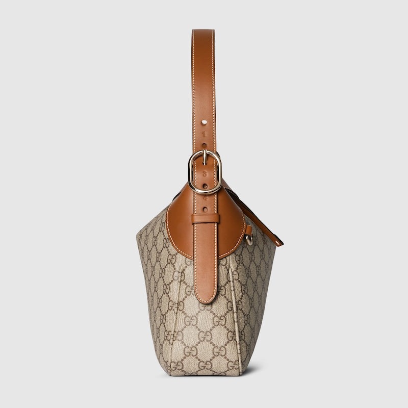 Borsa a spalla GG Emblem Misura Media in Tessutto Beige