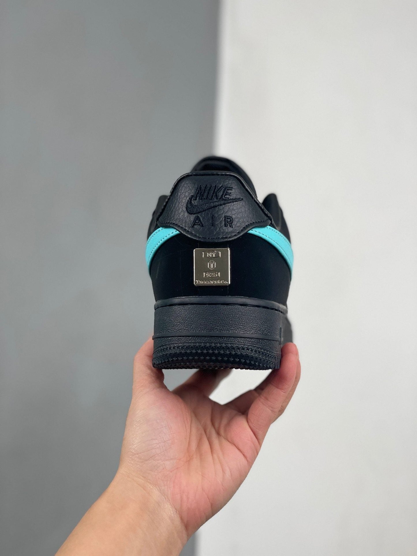 AIR FORCE 1 LOW X TIFFANY & CO