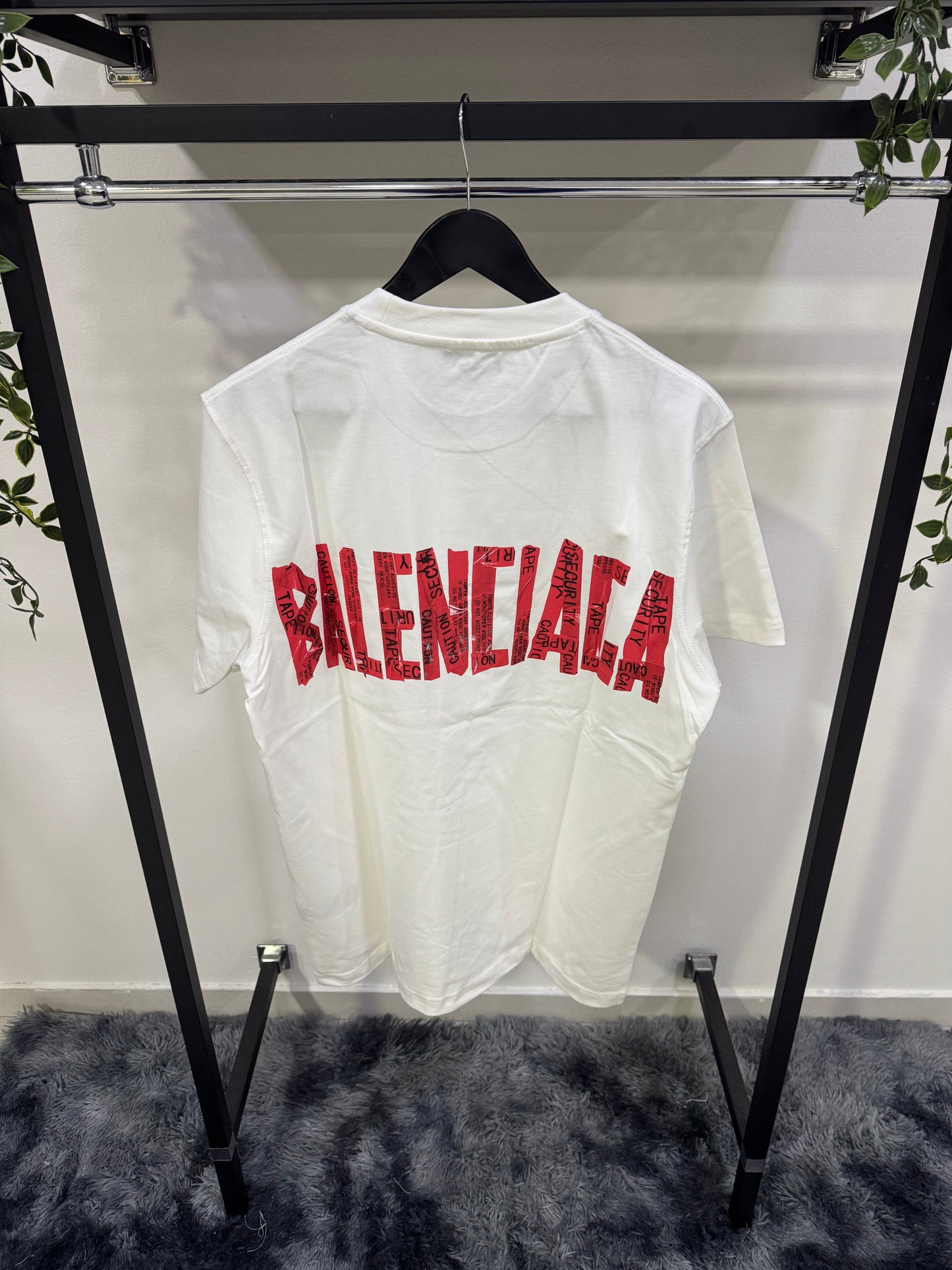 T-shirt Balenciaga "Caution"