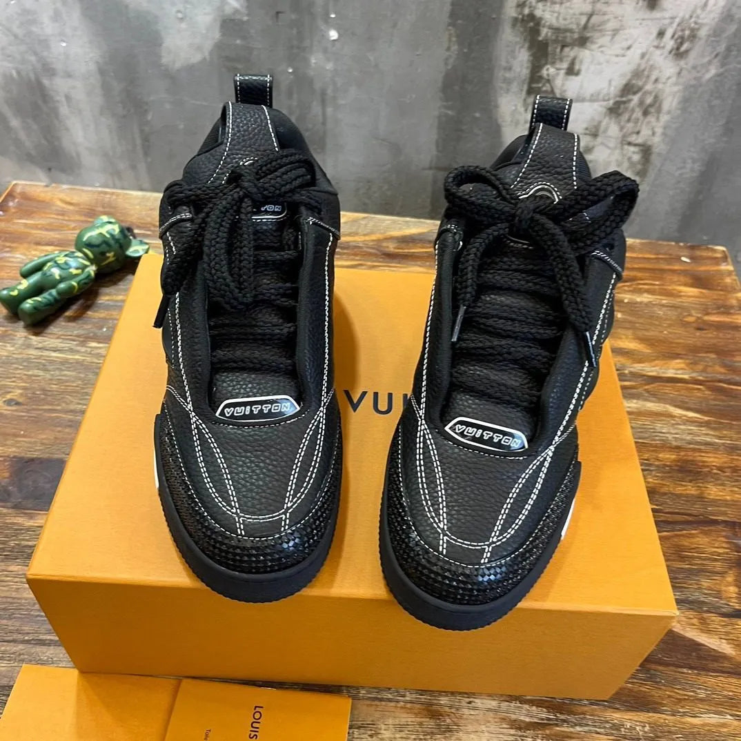 Skate Total Black