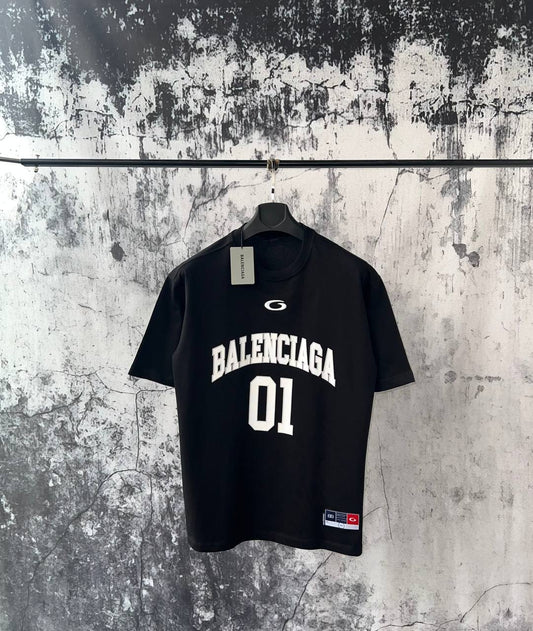 T-shirt Balenciaga "01"
