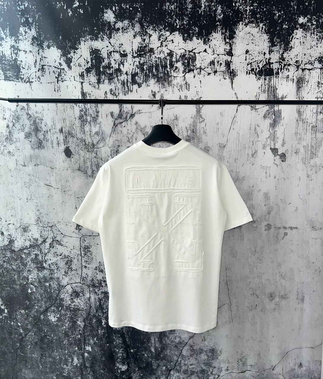 T-shirt Off-White 006