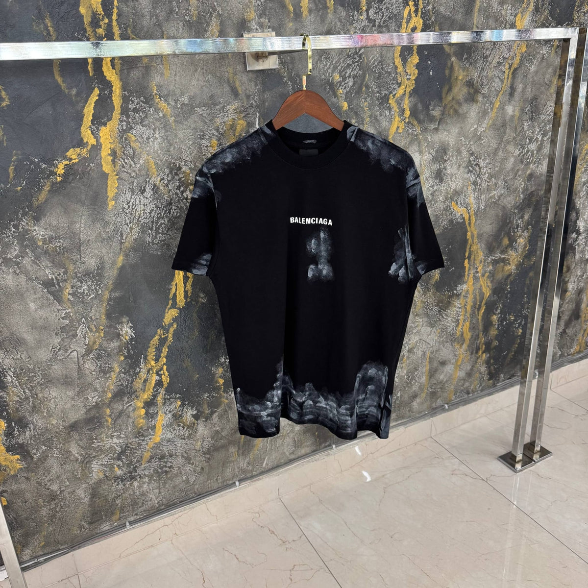 T-shirt Balenciaga 007