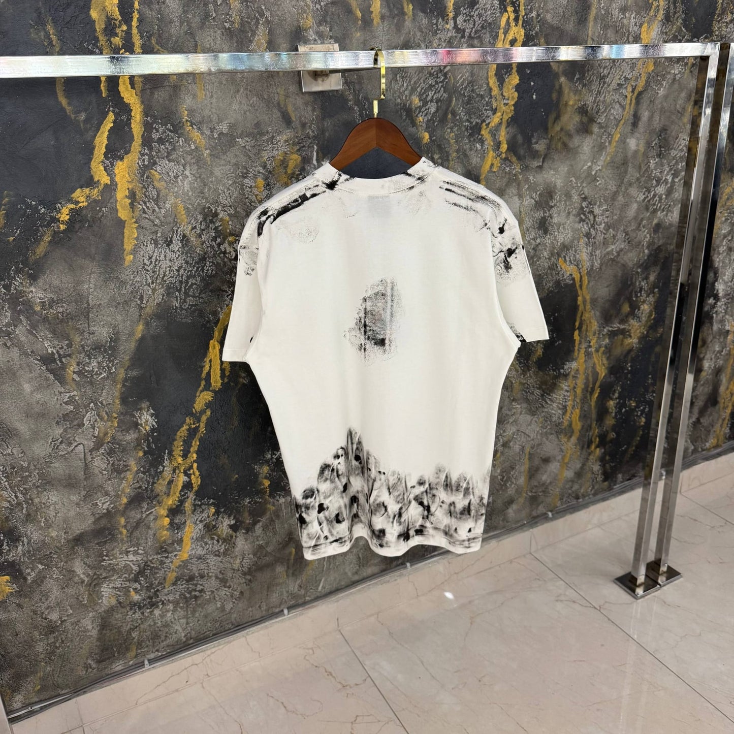 T-shirt Balenciaga 007