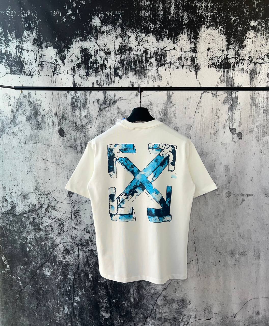 T-shirt Off-White 012