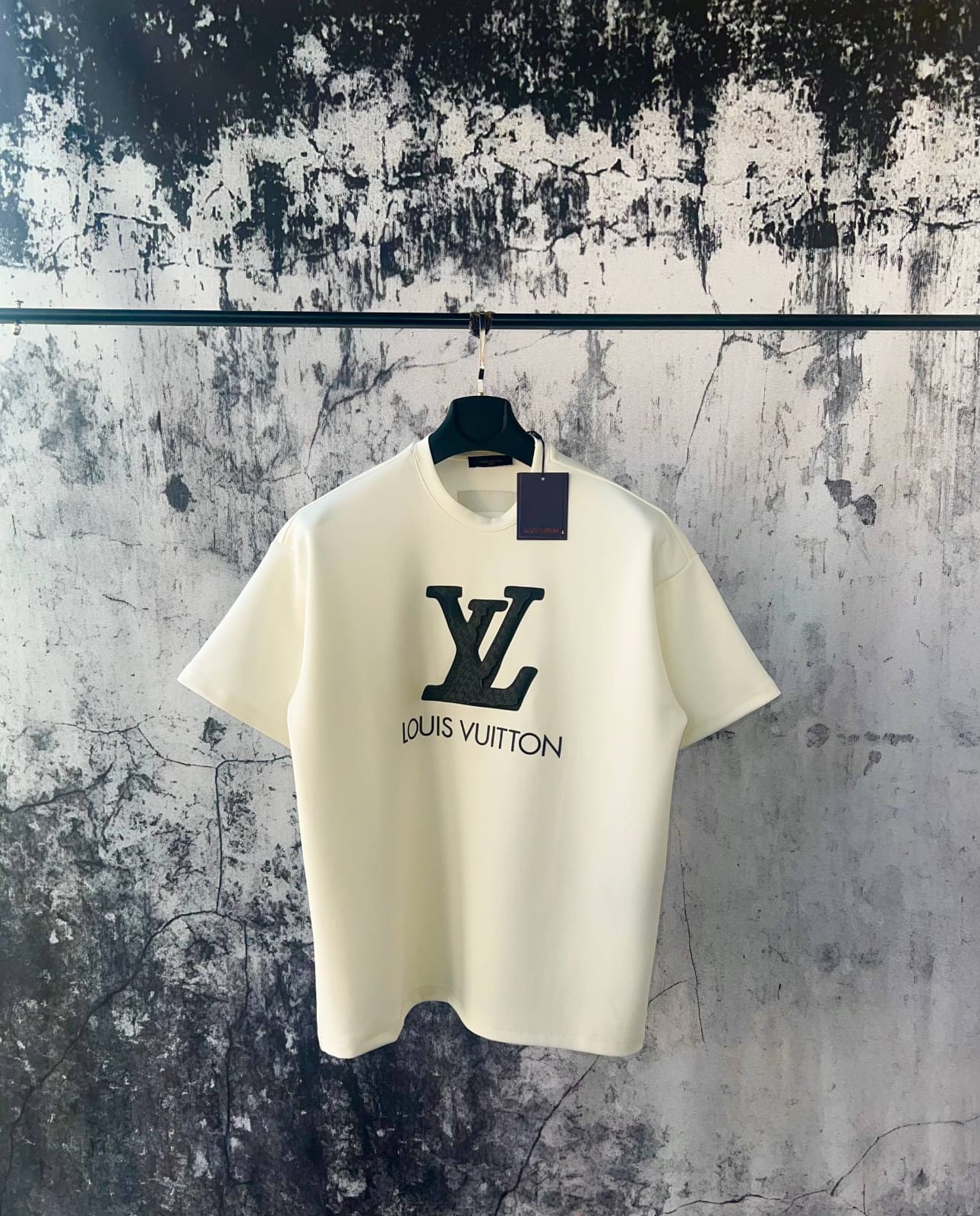 T-shirt LV 006