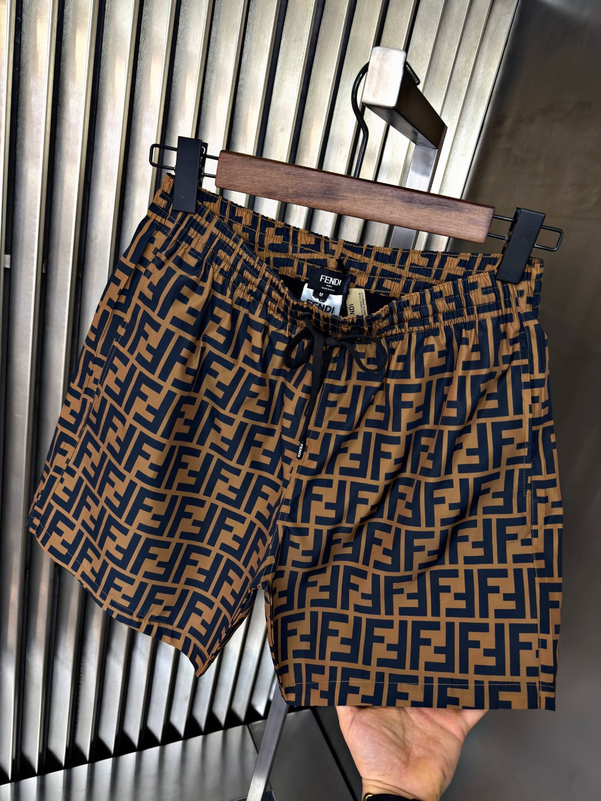 Costume Fendi 001