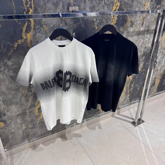 T-shirt Balenciaga 009