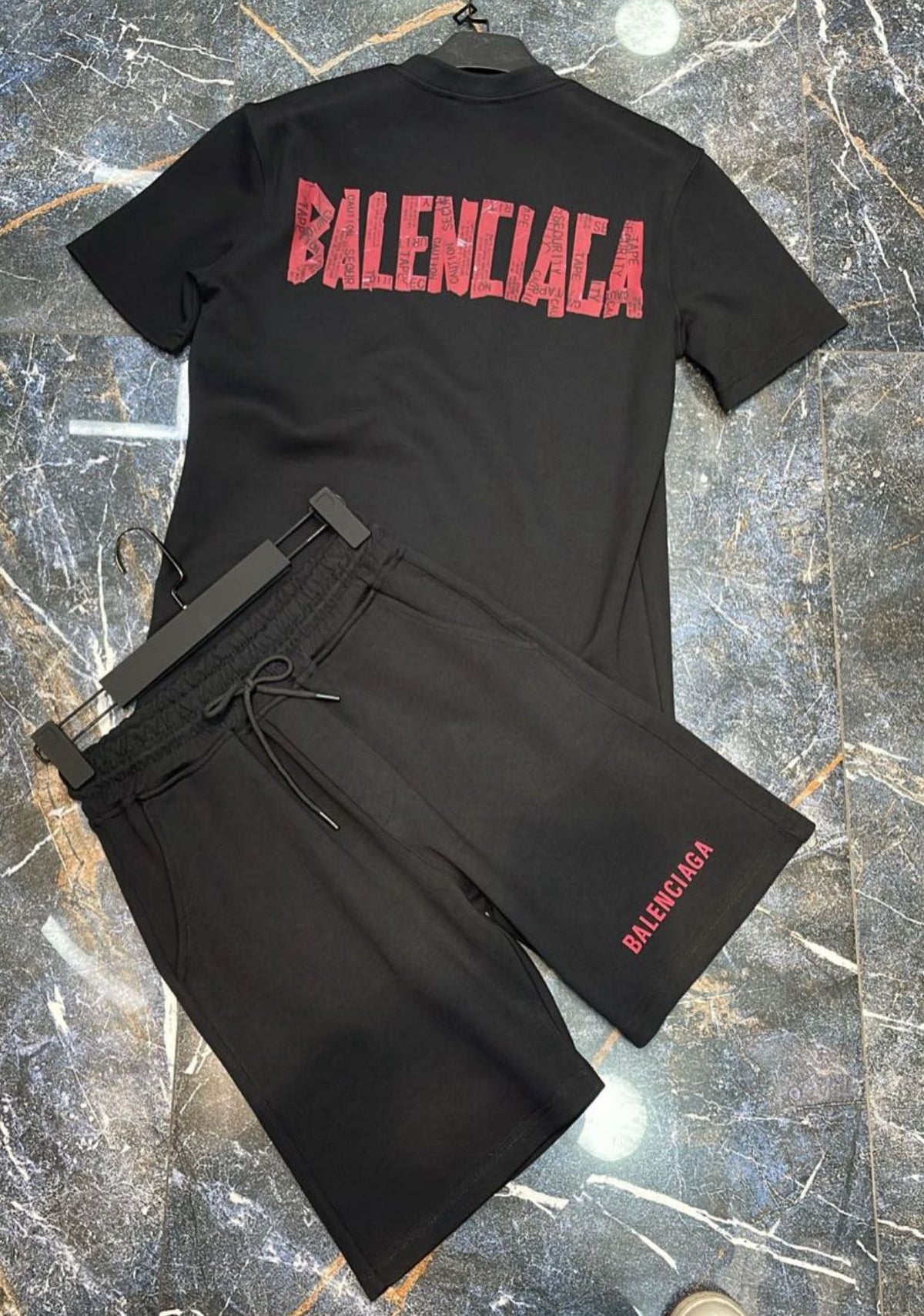 Coordinato Balenciaga "Caution"