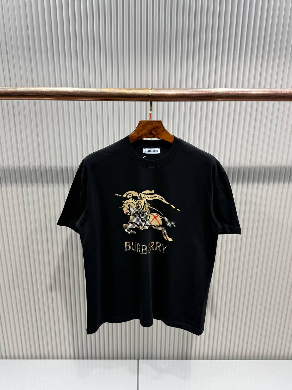 T-shirt Burberry 004