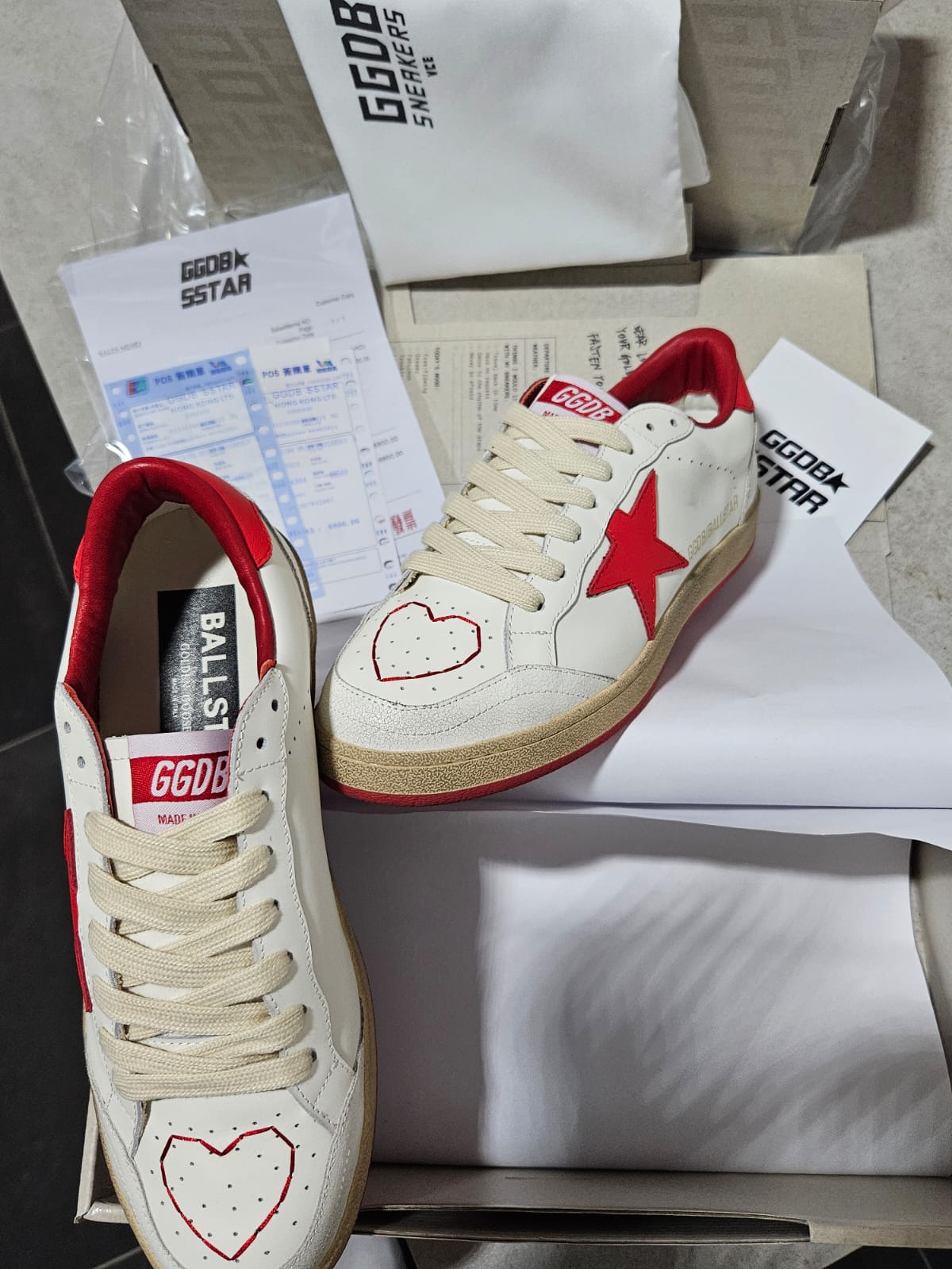 Goolden Goose Ball Star in nappa con stella e talloncino in pelle rossa