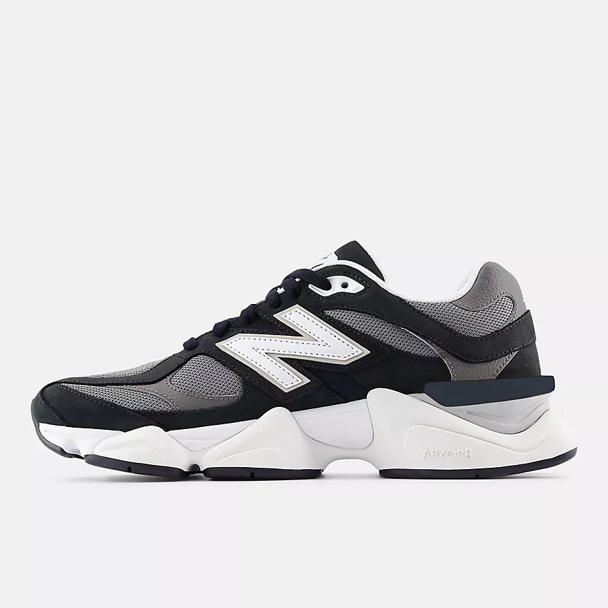 New Balance NB 9060 Nere e Bianche