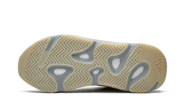 yeezy 700 V2 Inertia