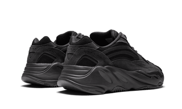 yeezy 700 V2 Vanta